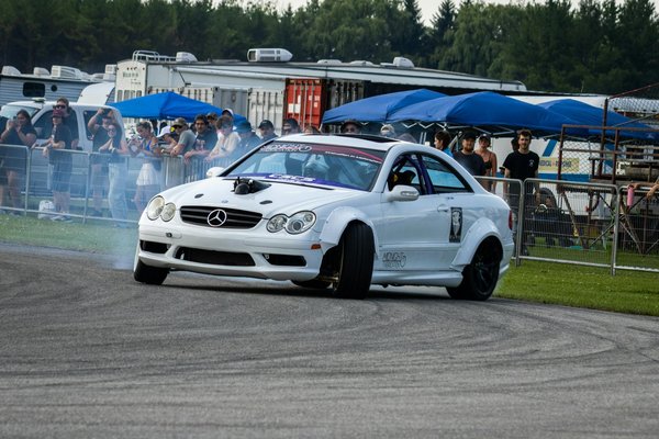 What are the advantages of choosing a certified pre-owned vehicle in the UK?